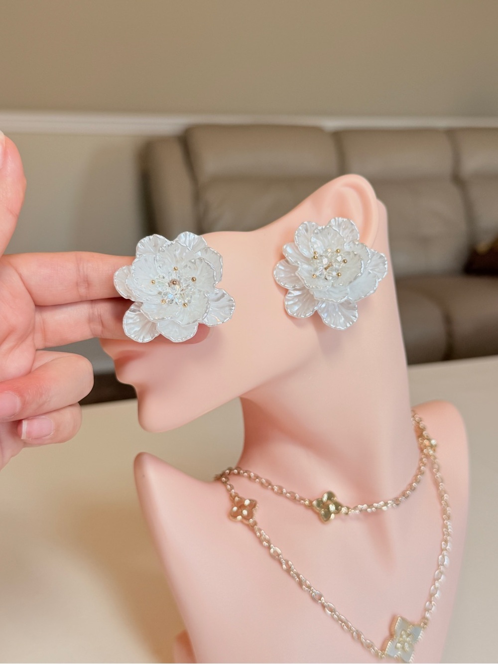 Delicate White Floral Earrings - Picture 9 of 13